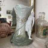 Vase art nouveau en barbotine