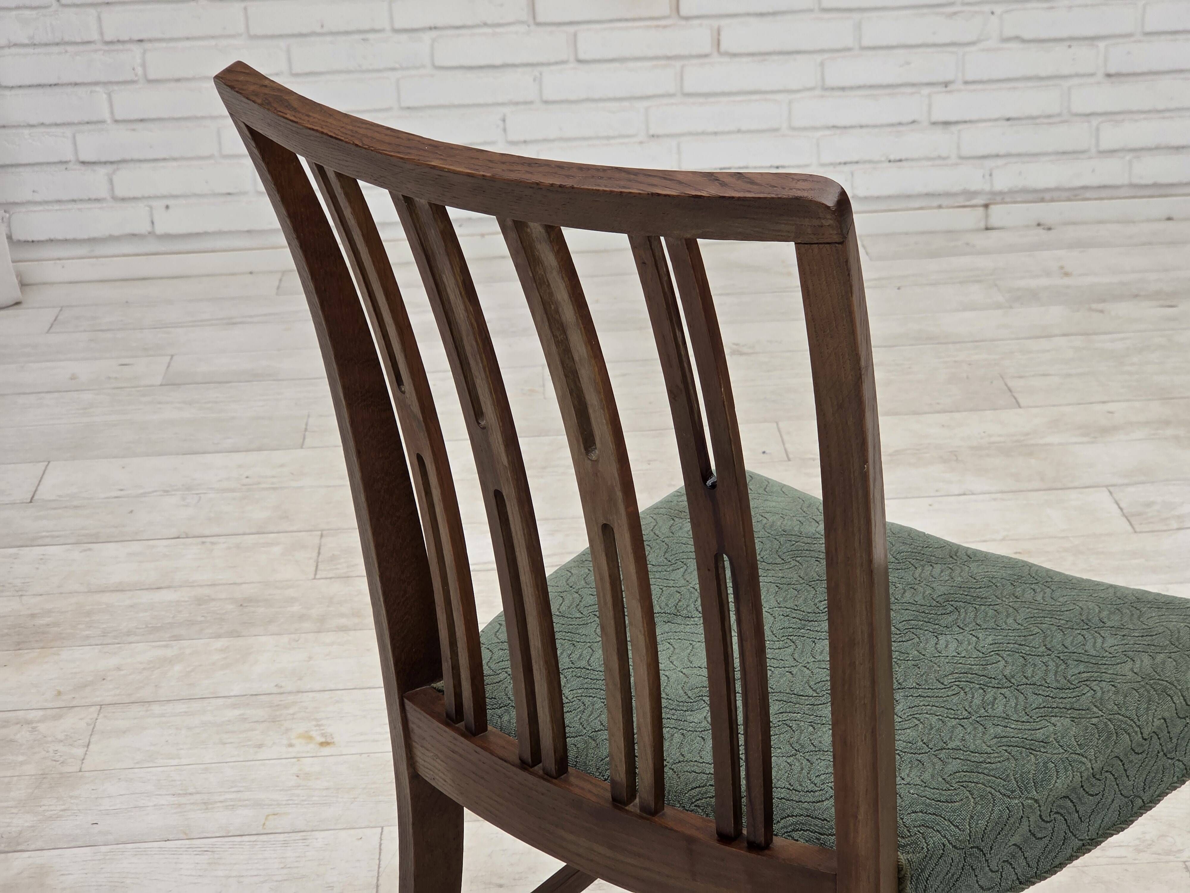 1960s, set of 6 Danish dining chairs, furniture wool, oak wood.