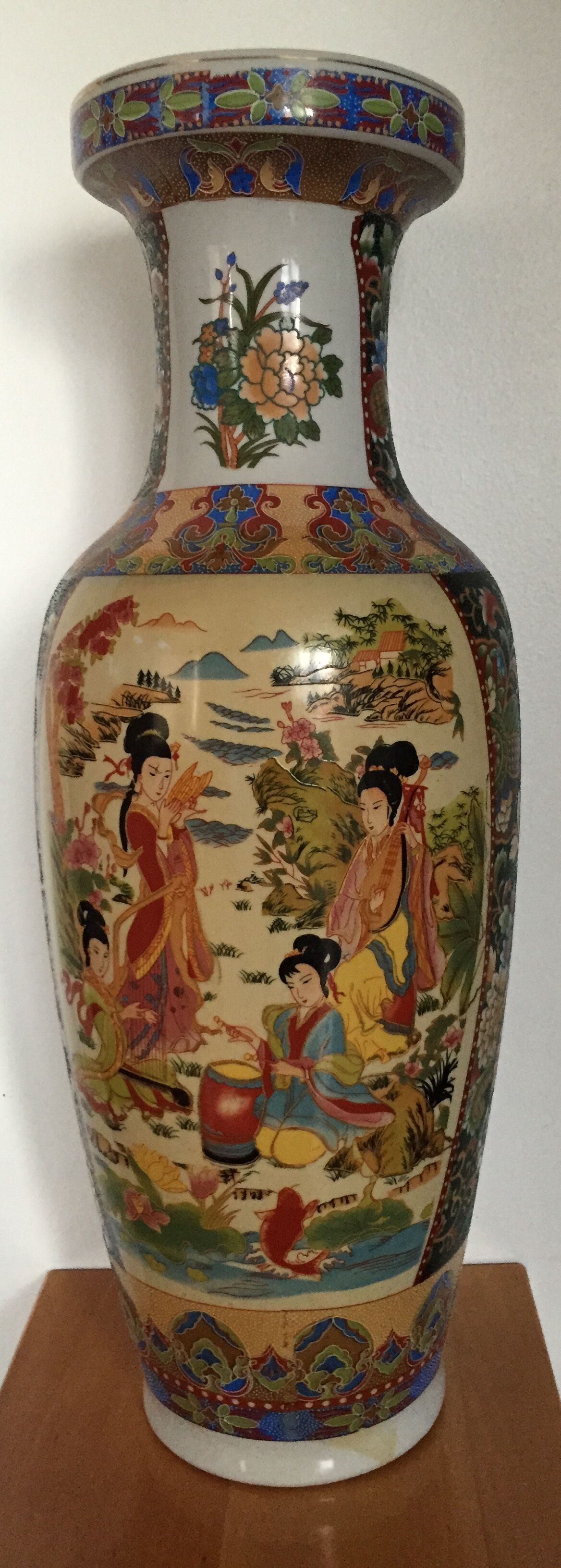 Asian potiche