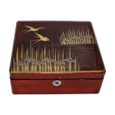 Japanese jewelry box nineteenth hiramaki lacquer