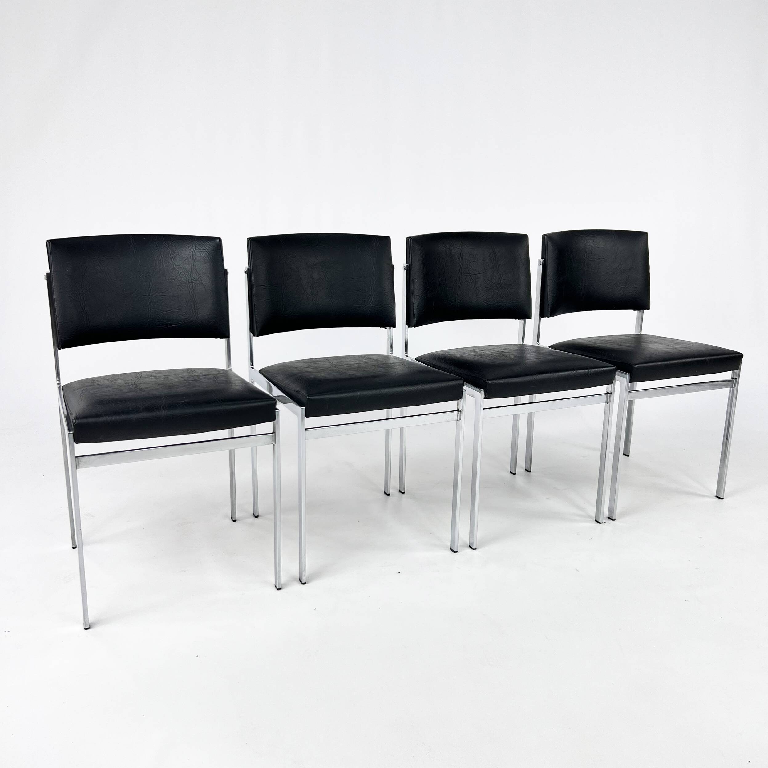 Set of 4 vintage dining chairs, Belgium, 1980