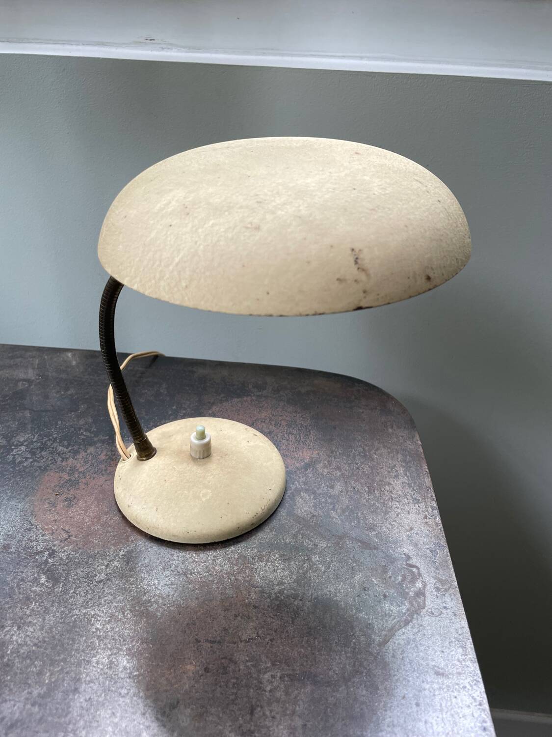 Beige metal saucer lamp, 1950s
