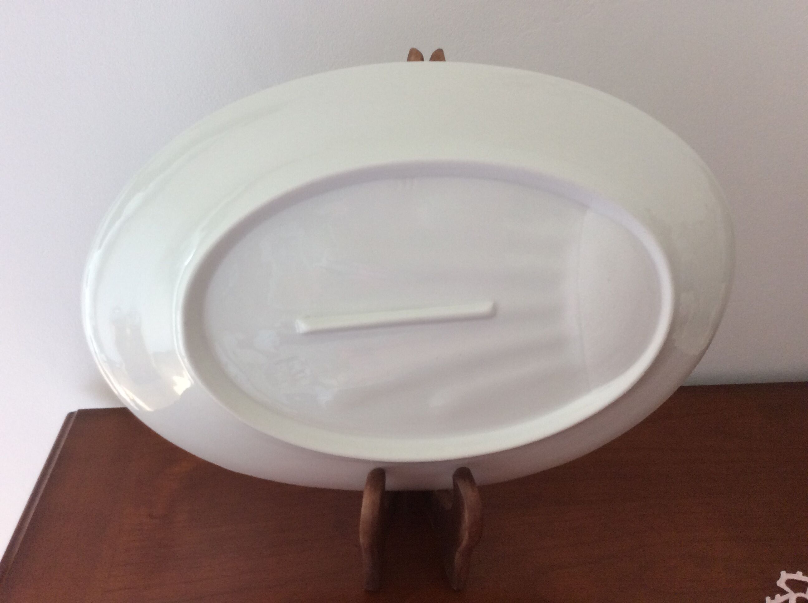 Old meat dish leg GD 14 imprint on base