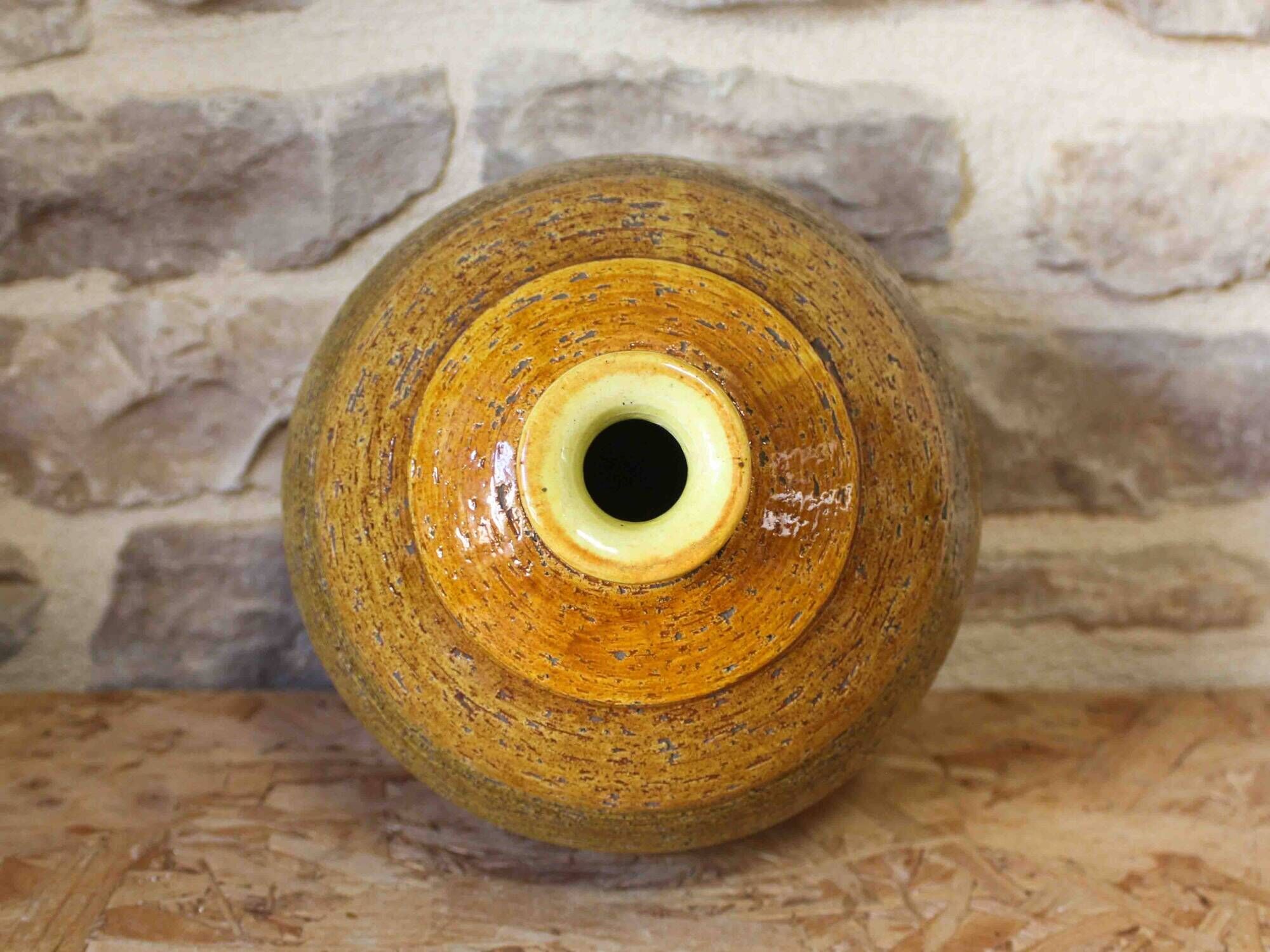 Bitossi ceramic round vase