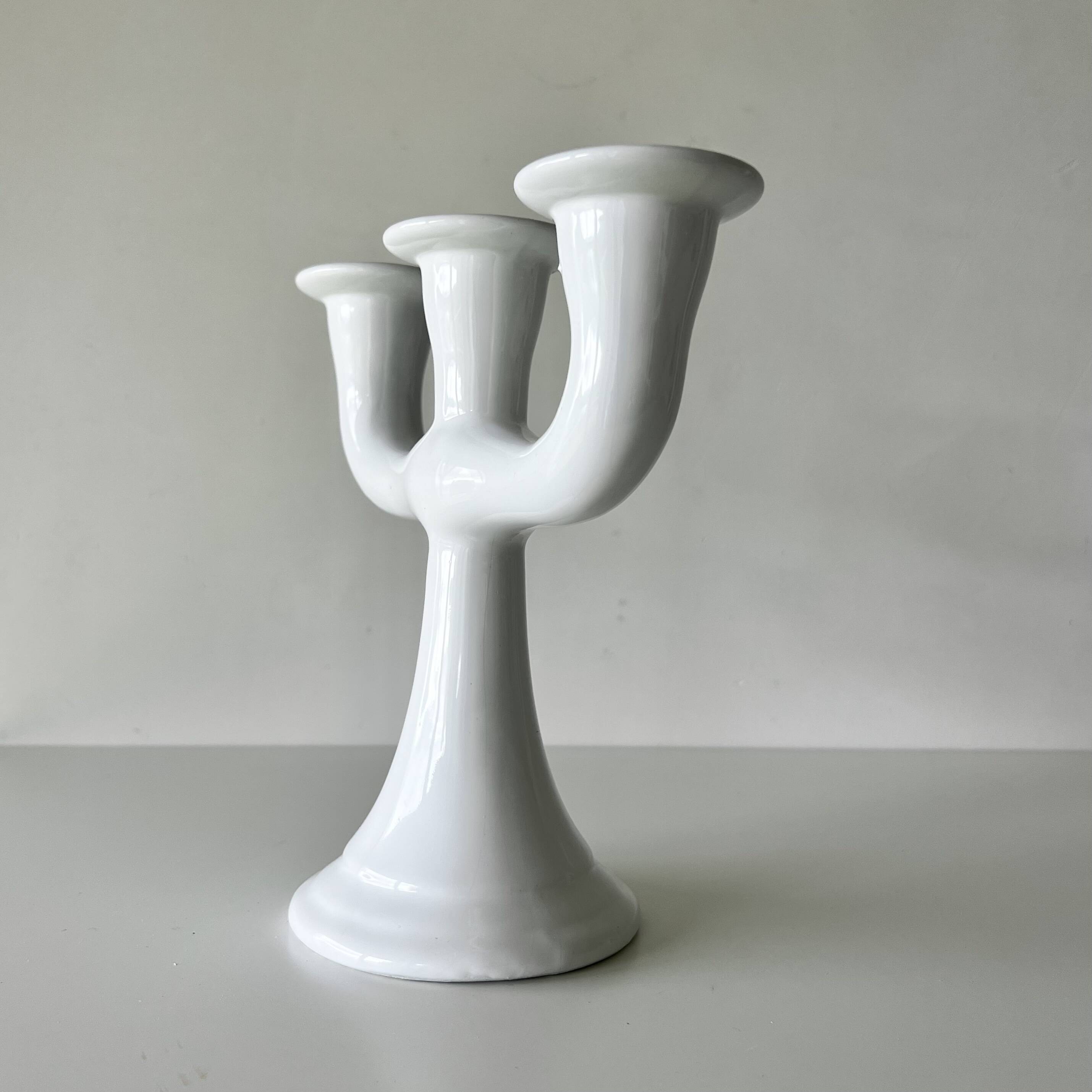 Chandelier with 3 branches in white ceramic Guldkroken Sweden – Vintage