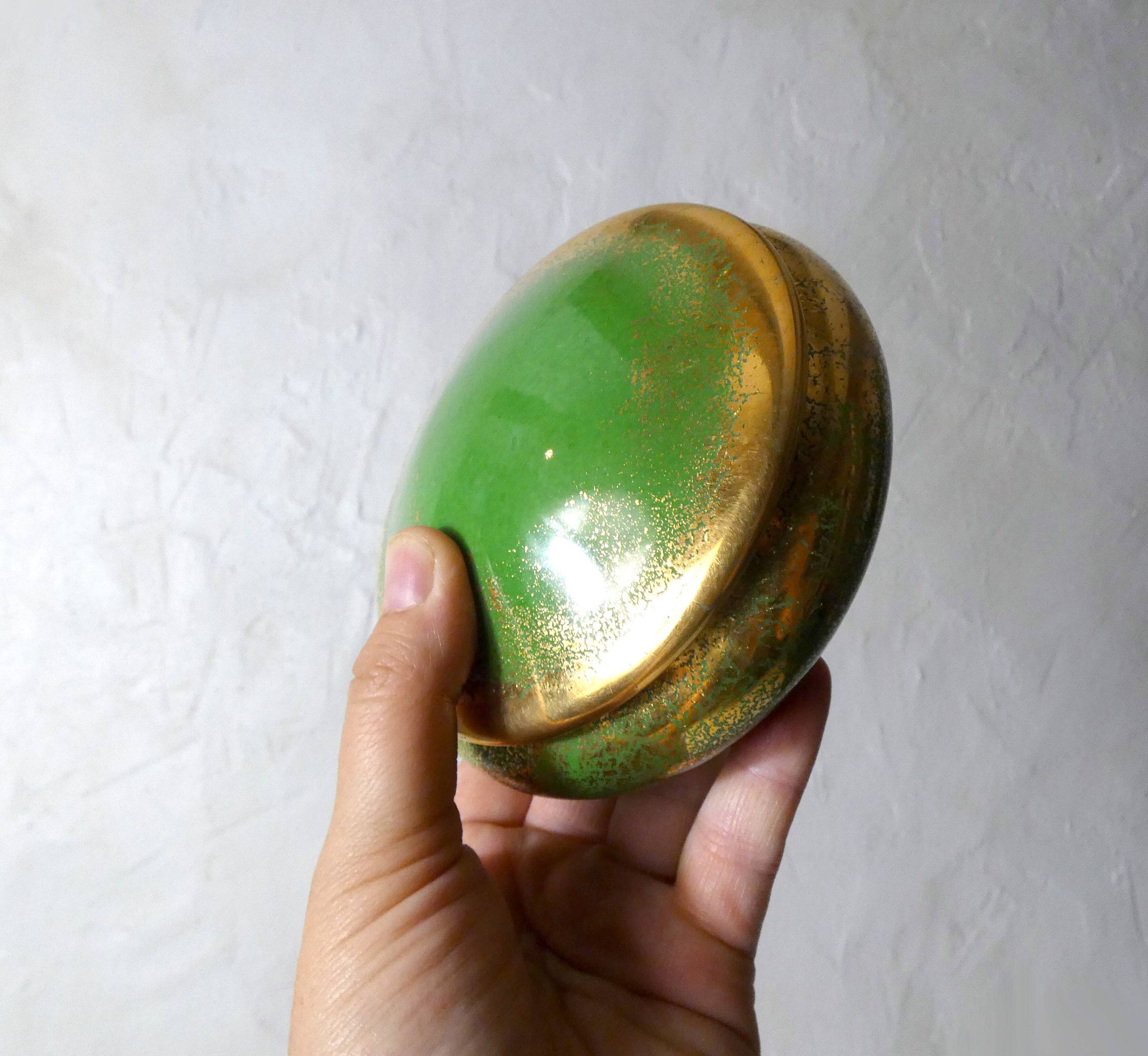 Green and gold Limoges porcelain candy box signed Catherine Lainé