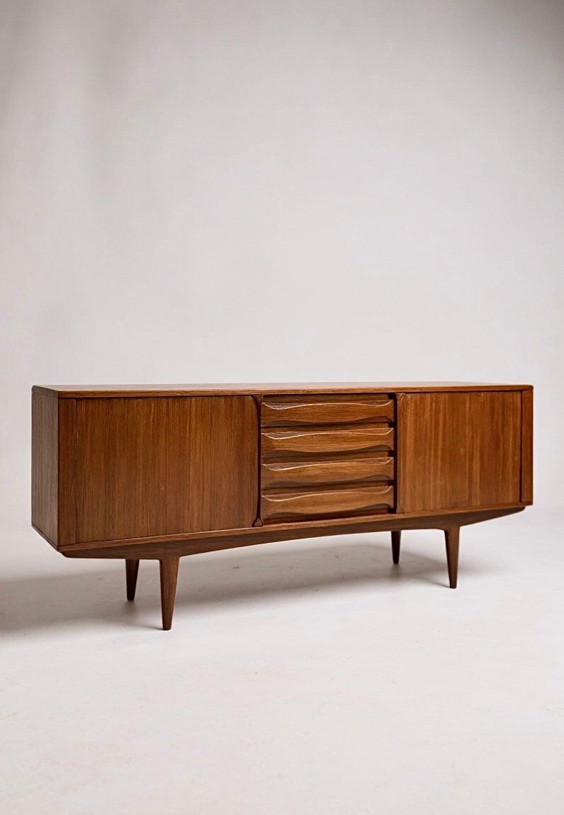 Buffet scandinave en teck par Bernhard Pedersen & Søn, années 1960-70