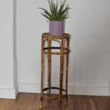 Hot seat in rattan and wicker