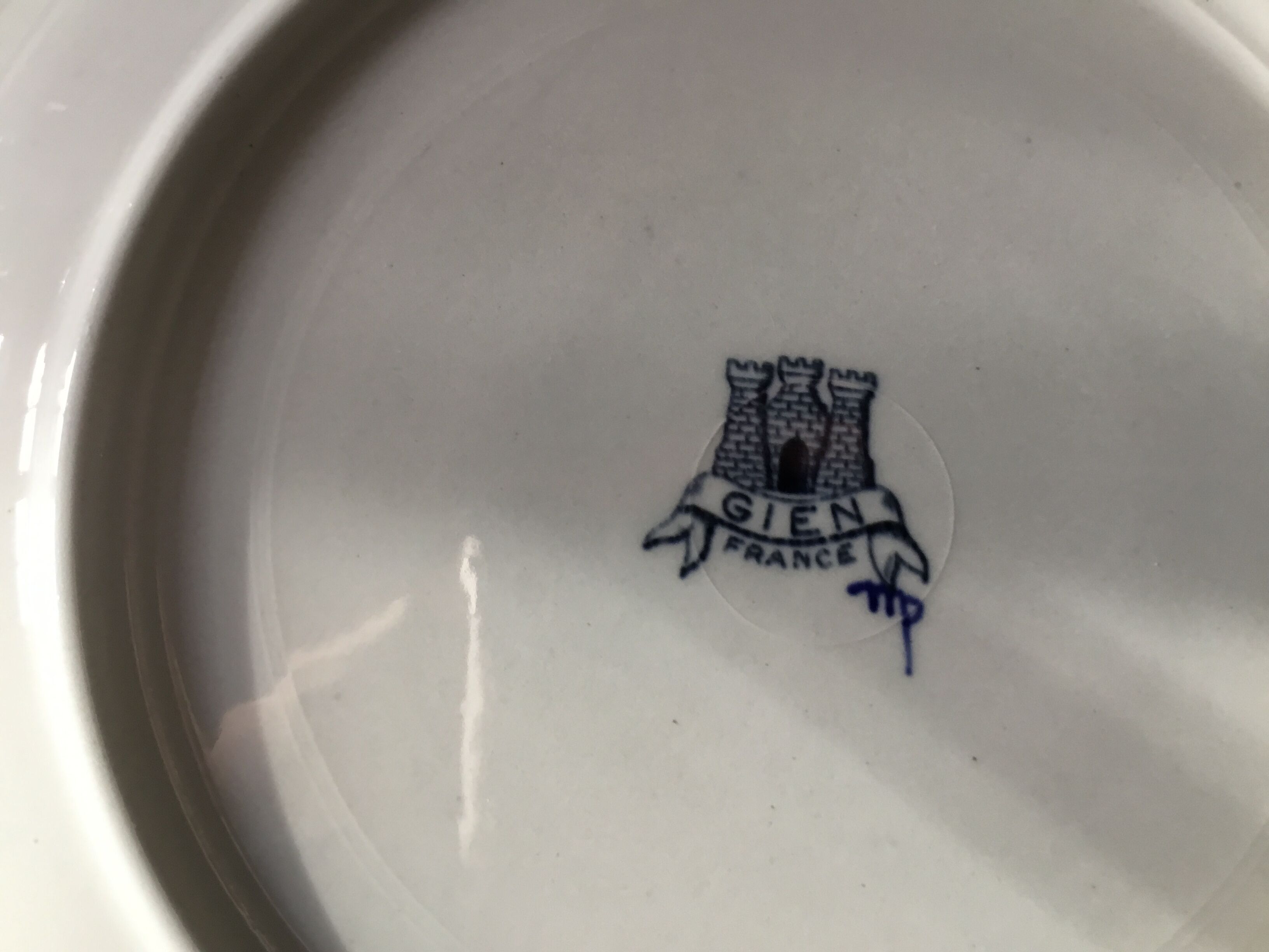 Gien earthenware plate