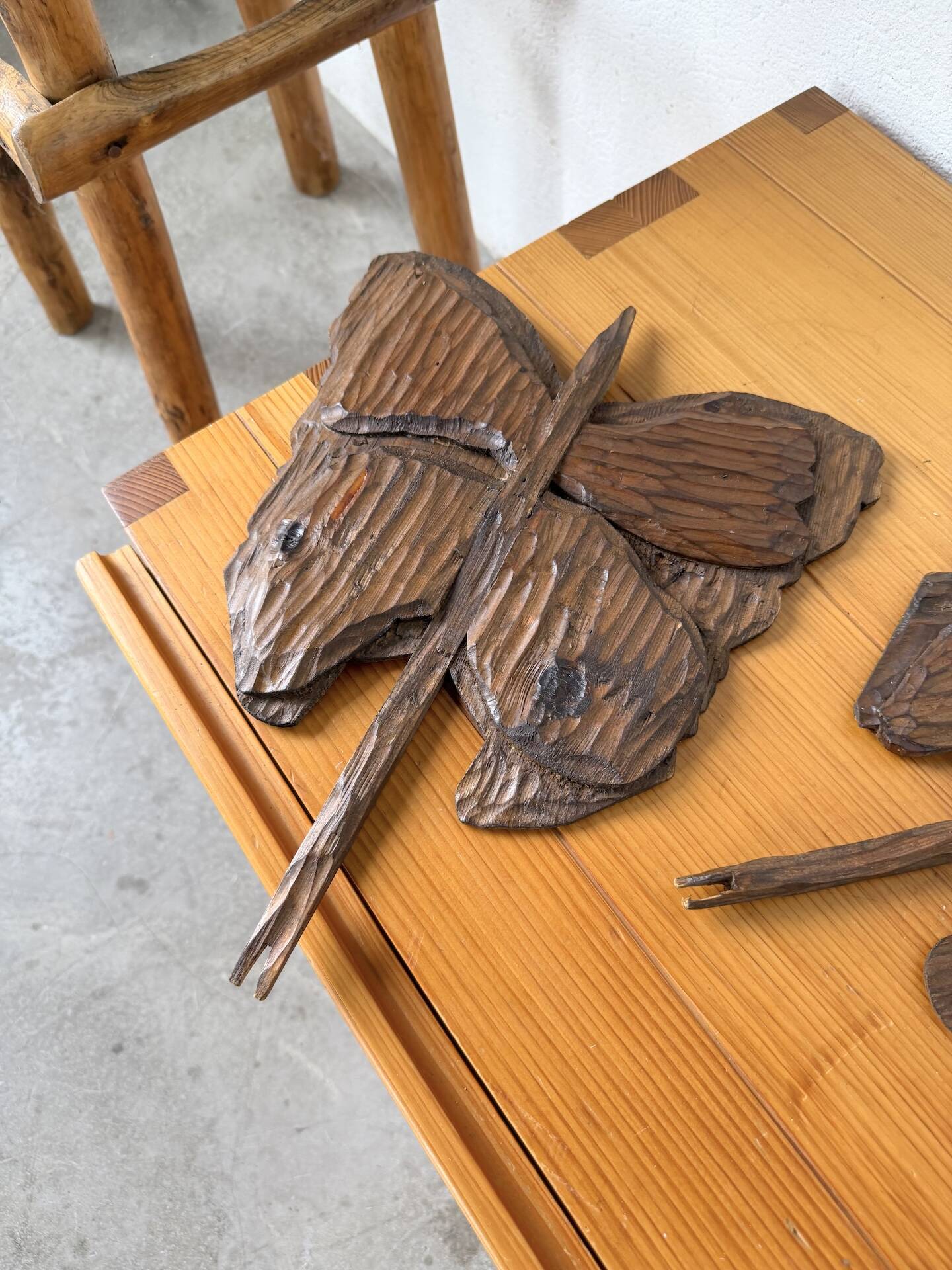 Set of 2 butterfly wall decorations sculptures 1900
