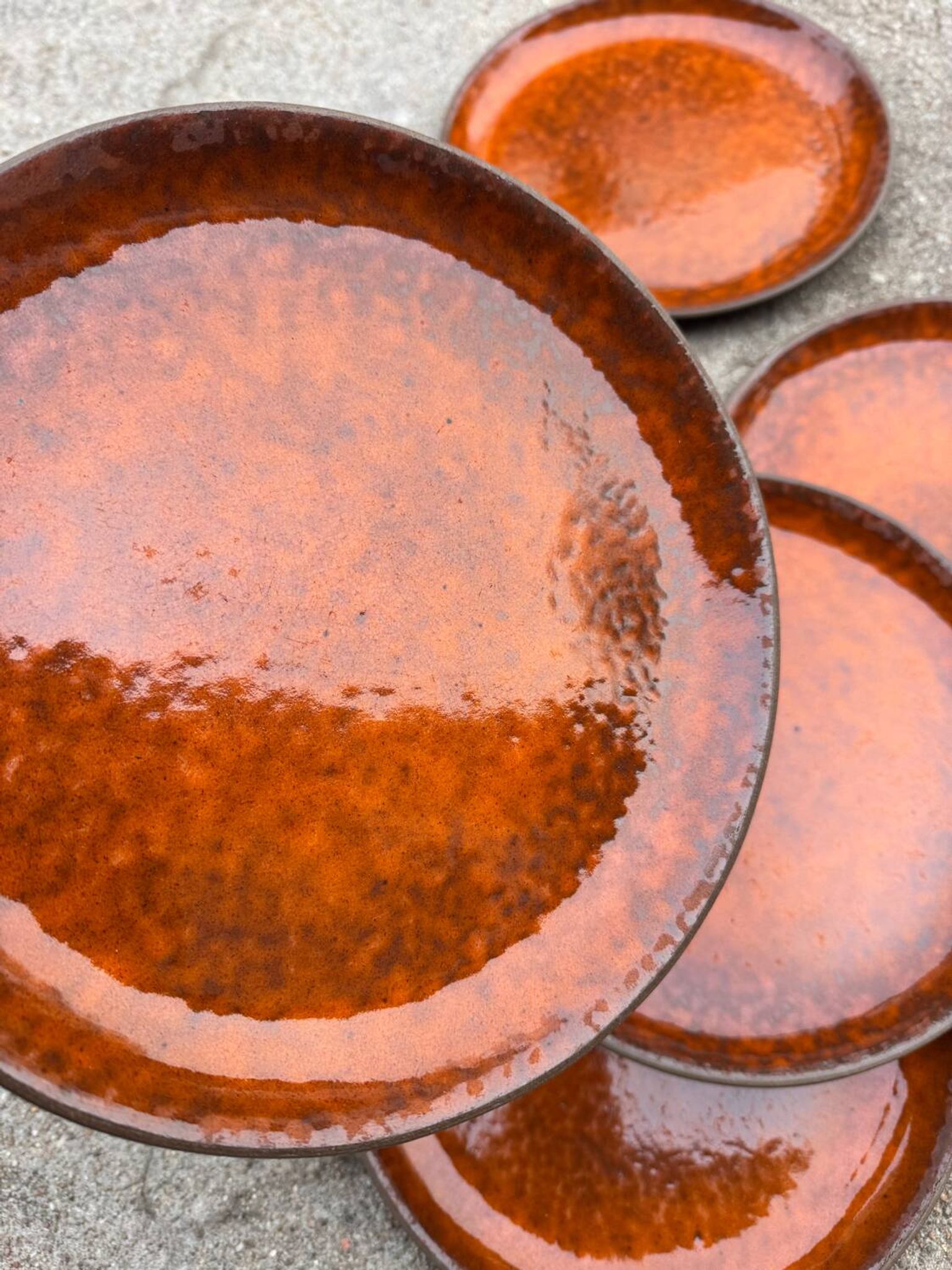 Assiettes céramique émaux orange années 70