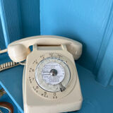 Bakelite phone