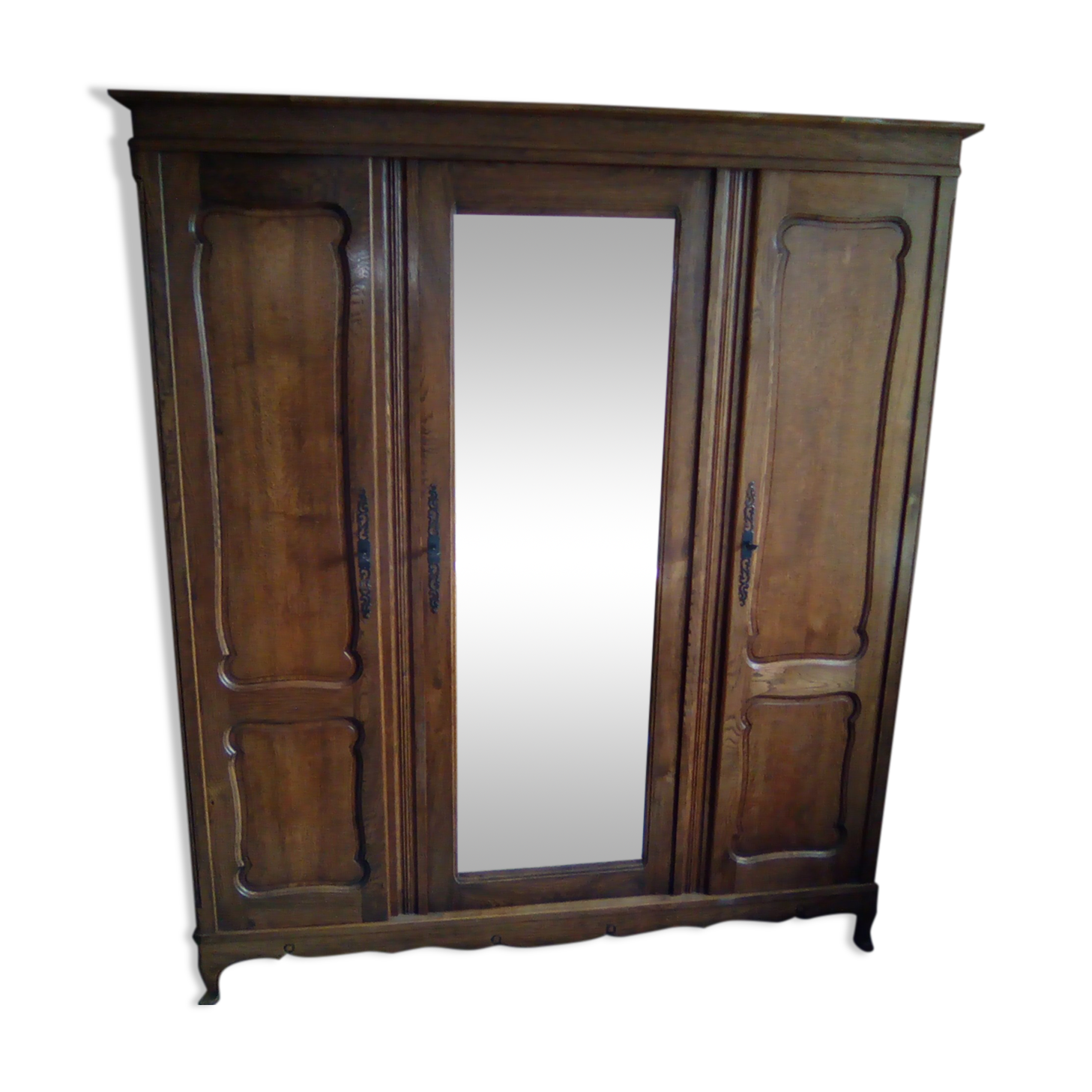 Louis XV/regency style wardrobe