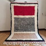 Handmade Moroccan wool rug, size 150 x 250 cm