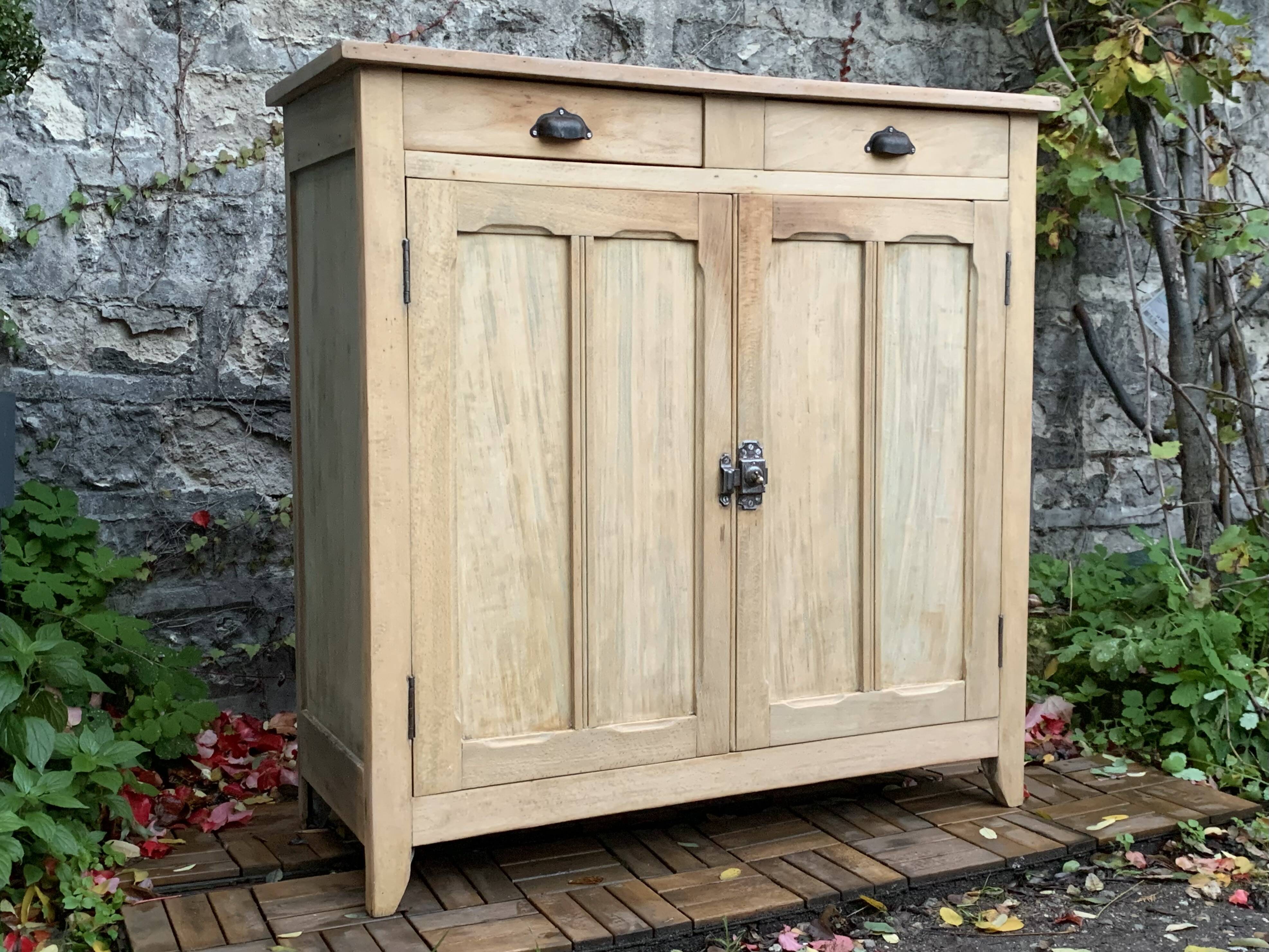 Buffet parisien ancien bois brut