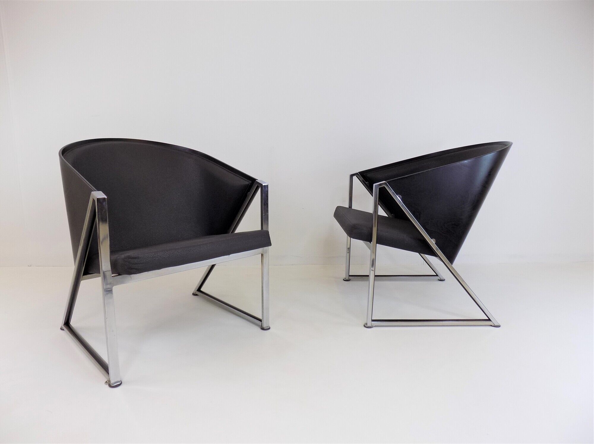 Inno Oy Set of 2 Mondi Armchairs by Jouko Jarvisalo