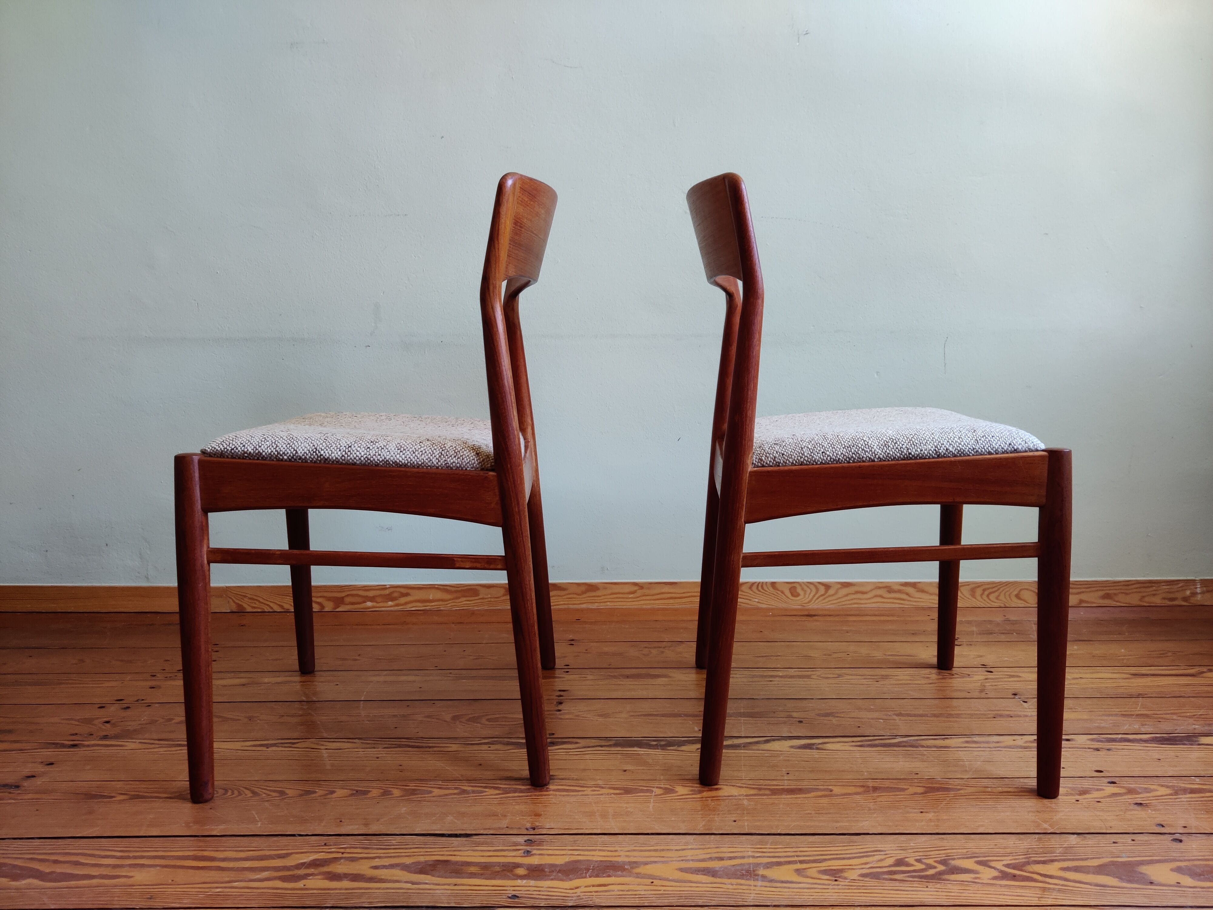 Teak chairs by Henning Kjaernulf for Korup Stolefabrik, Set of 4