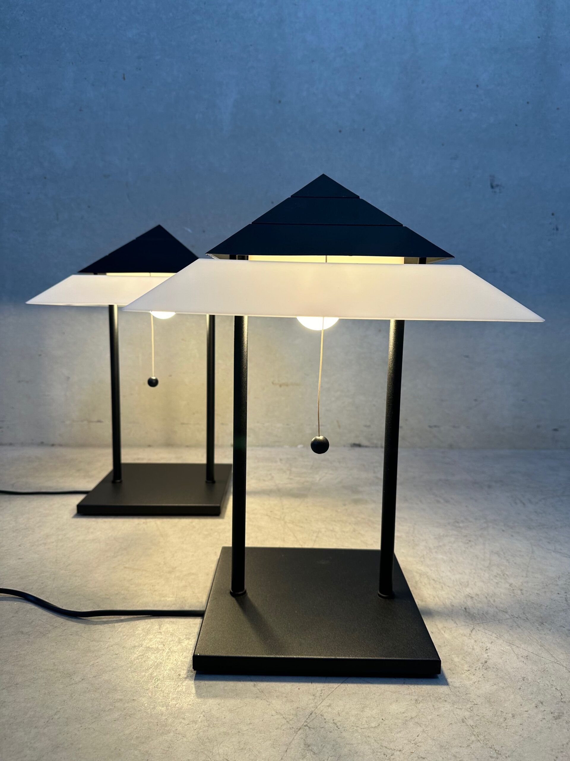 2x vintage design table lamp – Vrieland Design