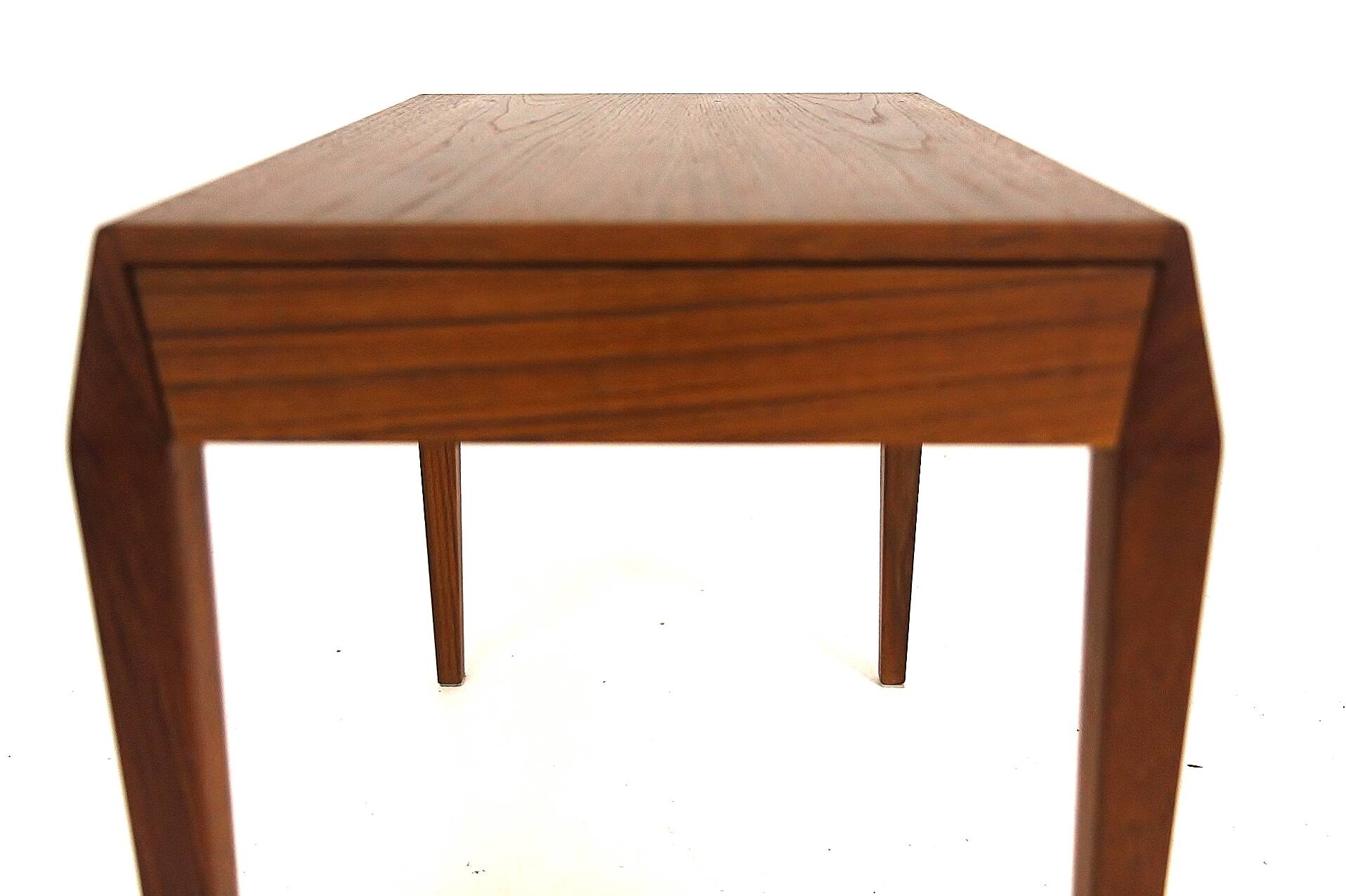Table d'appoint en palissandre, Werner Fredriksen, Threemen, Suède, 1960