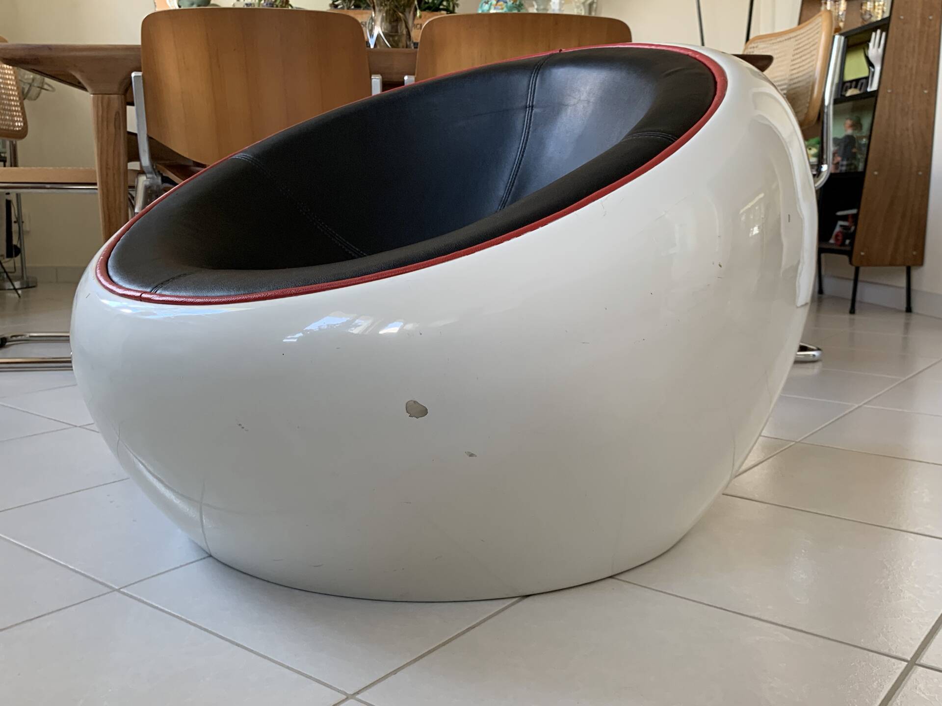 Egg Pod Ball Chair Space Age in fibreglass – 1960s/70s