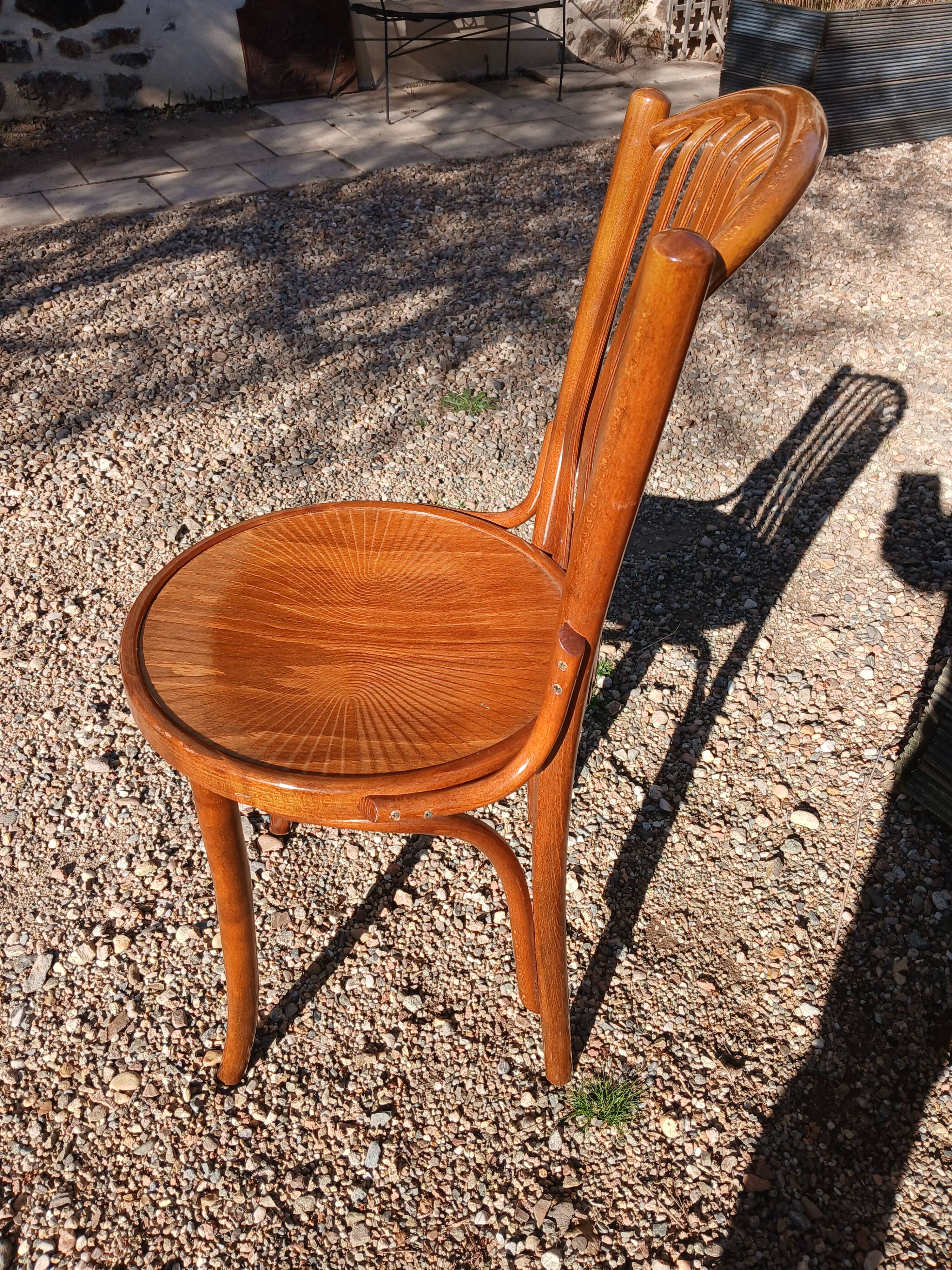 2 Thonet style bistro chairs