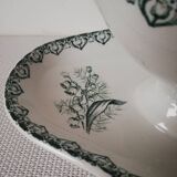 Gravy boat