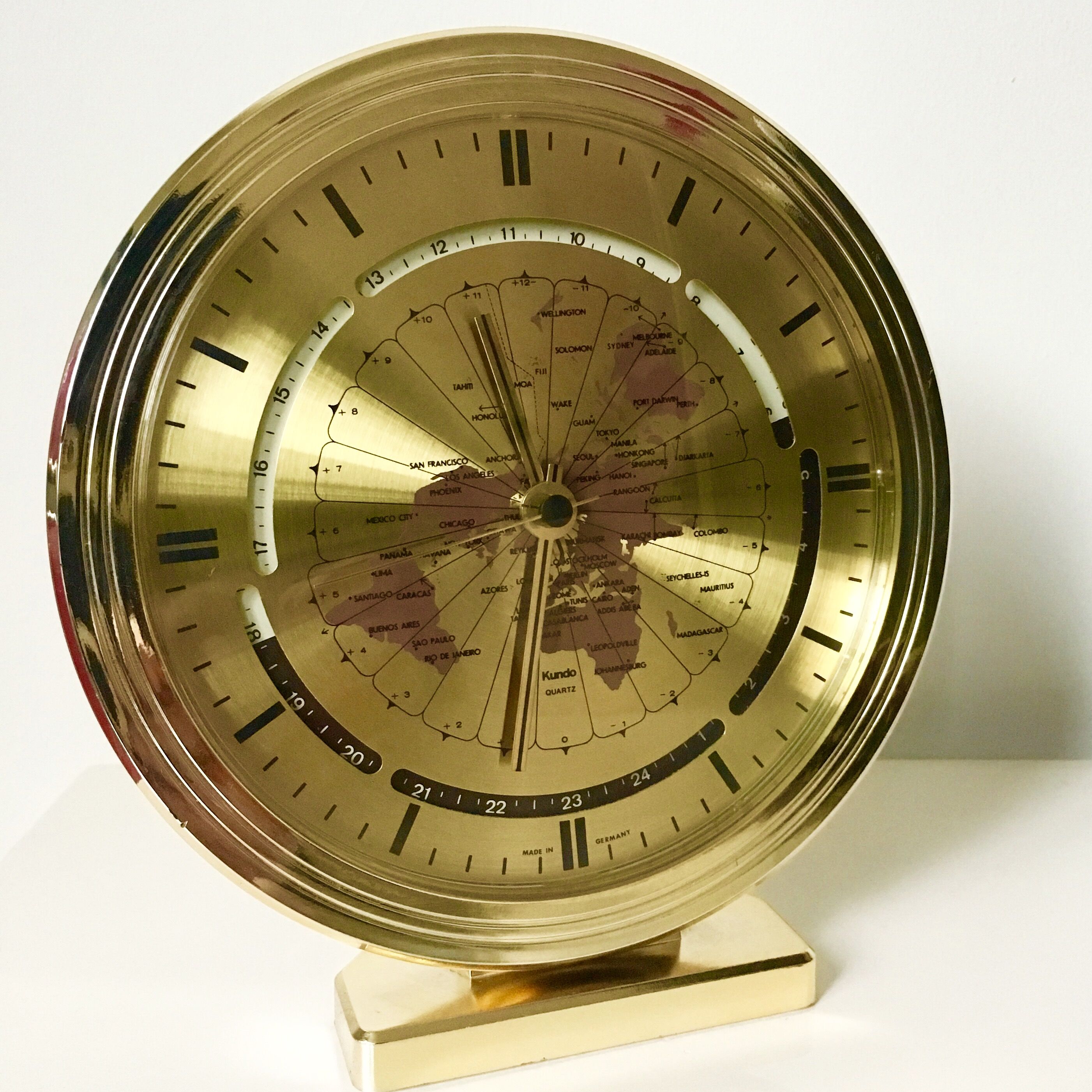 Modernist clock Kienzle Kundo world timer 1970 West Germany