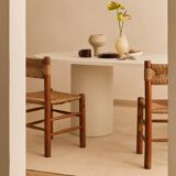 Reye dining table