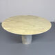Veined marble round table with central base, Italian design from the 1970s.