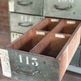 Meuble de métier à tiroirs