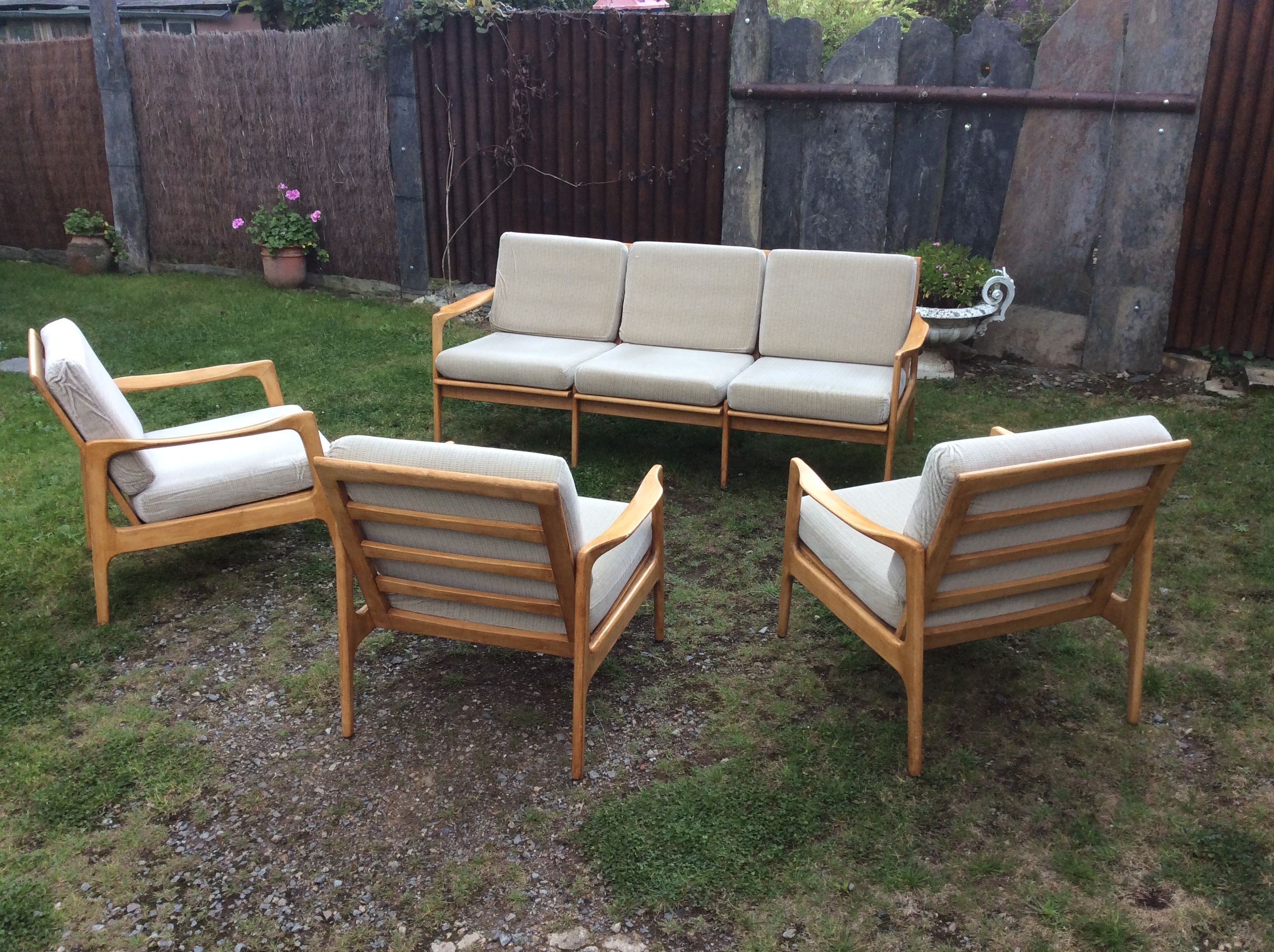 Vintage Scandinavian bench and armchairs of 4 pieces, 1 bench and 3 armchairs.