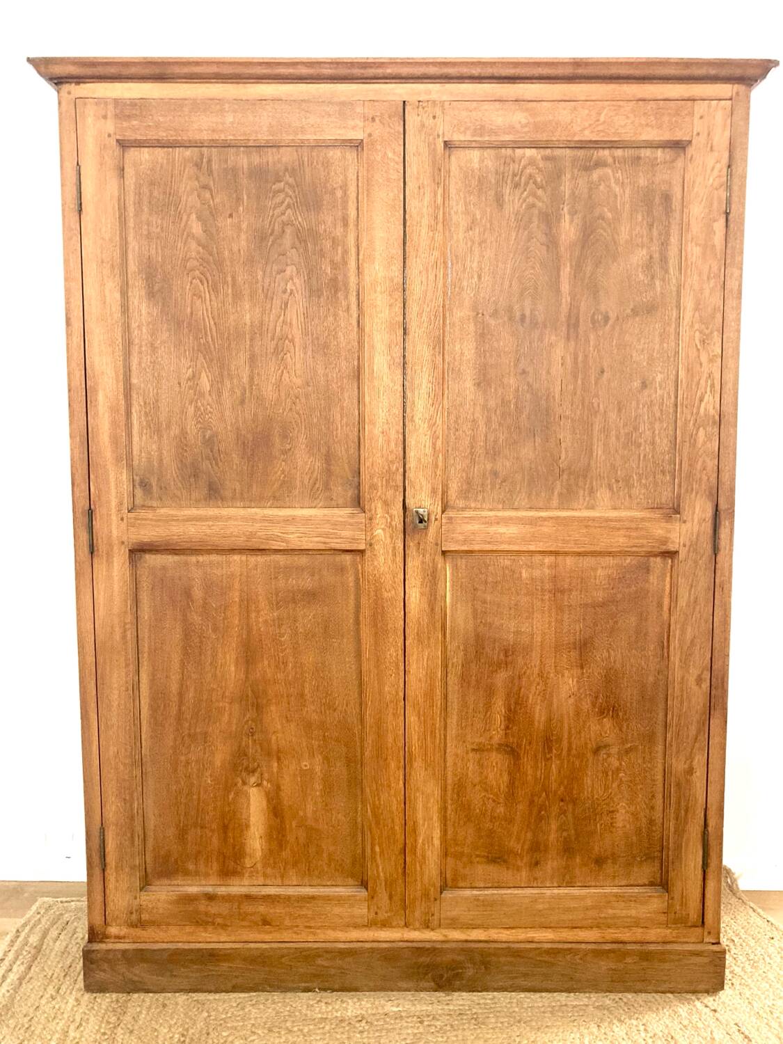 Parisian wardrobe in solid oak