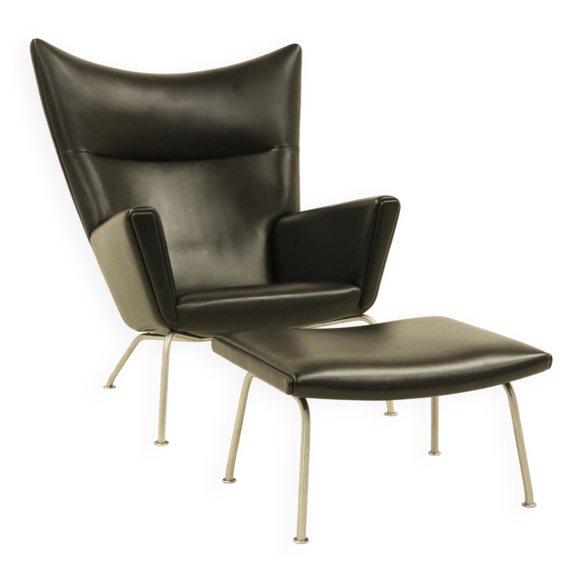 Wing chair & matching ottoman – CH445 & CH446 – by Hans Wegner