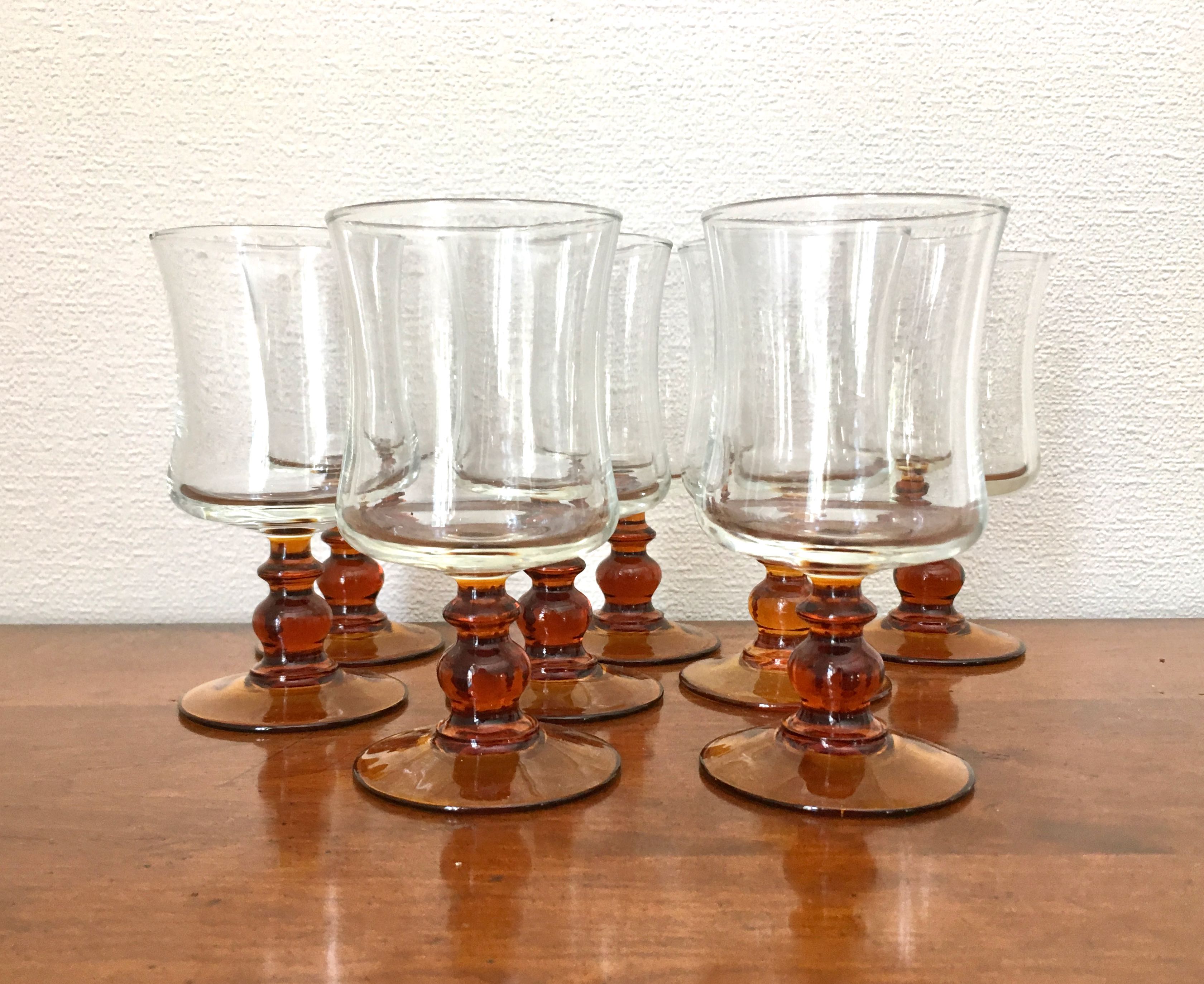Set of 8 vintage wine glasses