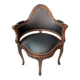 Louis XV armchair in Couillard style, from the 19th century.