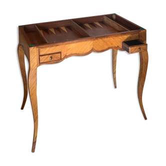 ANTIQUITY / Sells beautiful Italian game table 'flip-flop' early nineteenth