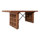 Biosca dining table