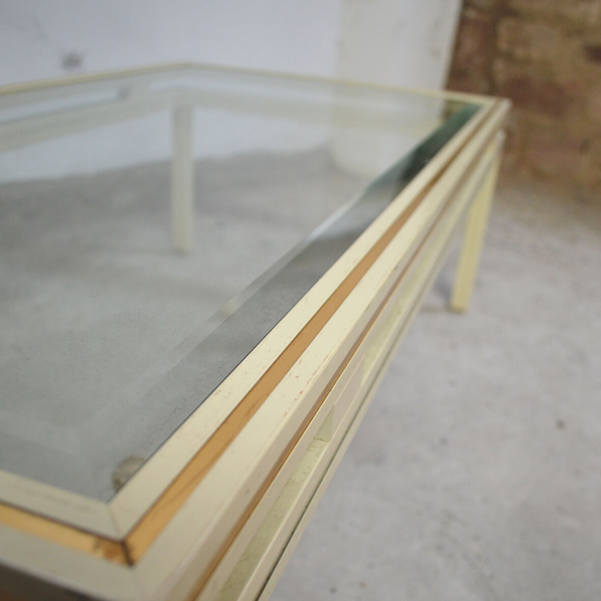 Table low Pierre Vandel