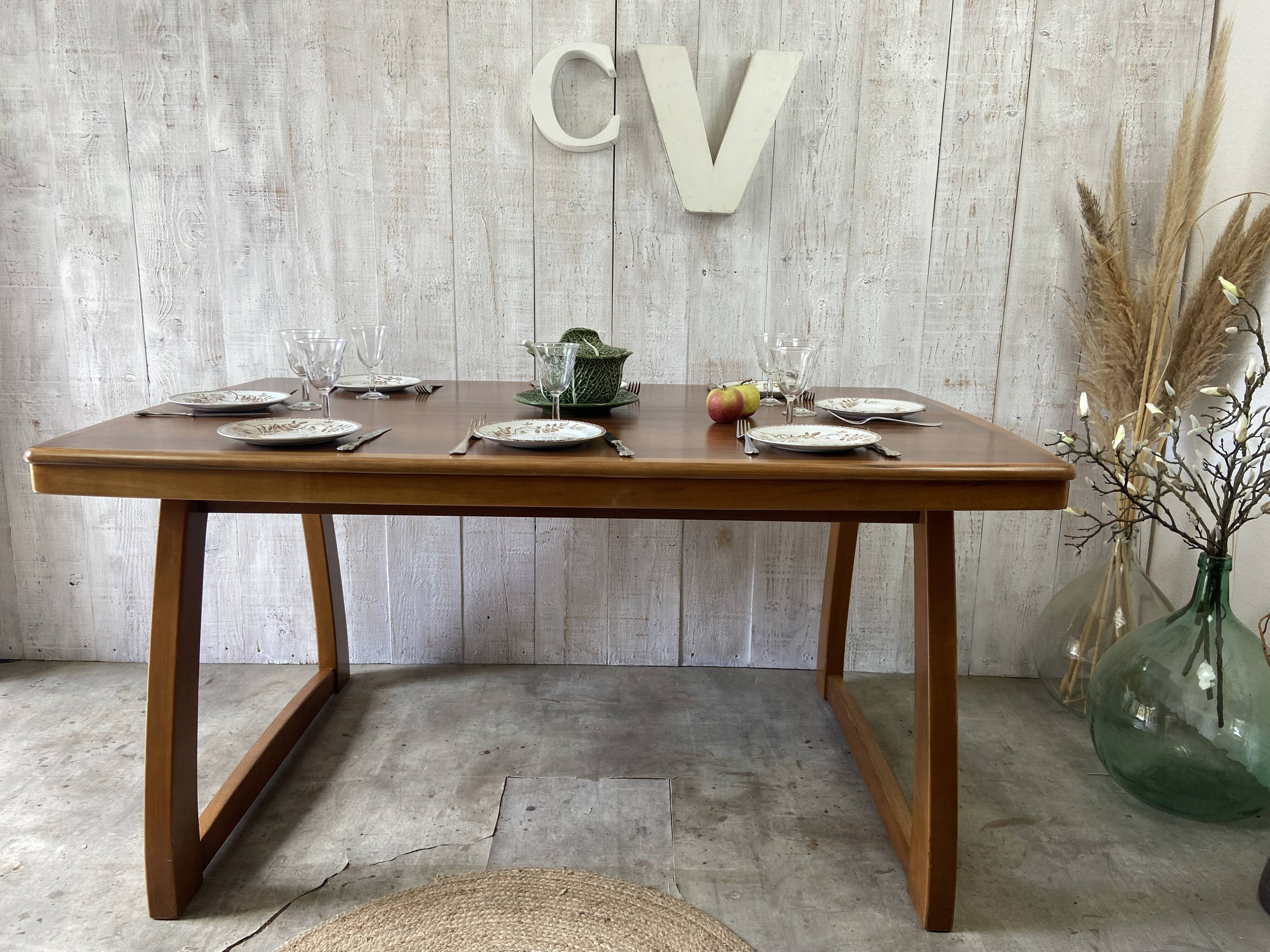 Table scandinave vintage