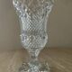 Vase vintage sur pied en cristal ciselé