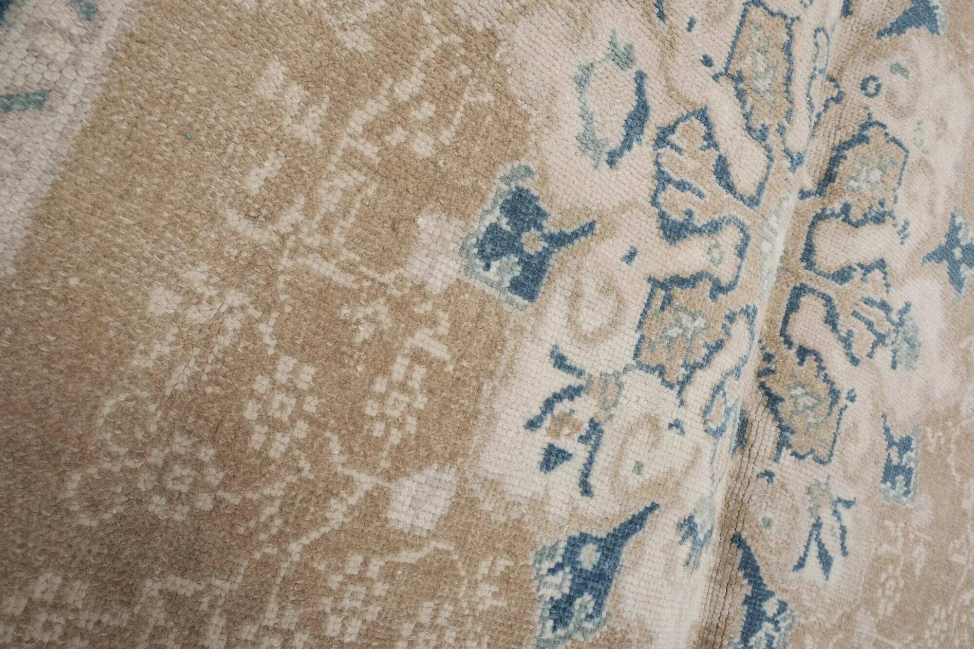 Vintage handmade Turkish rug 138x258 cm