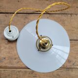 White opaline suspension