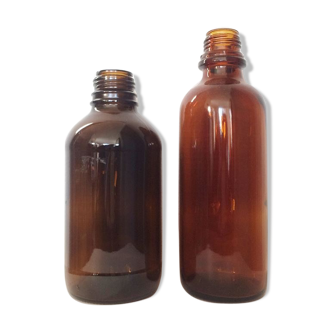 Set of 2 bottles pharmacy color amber