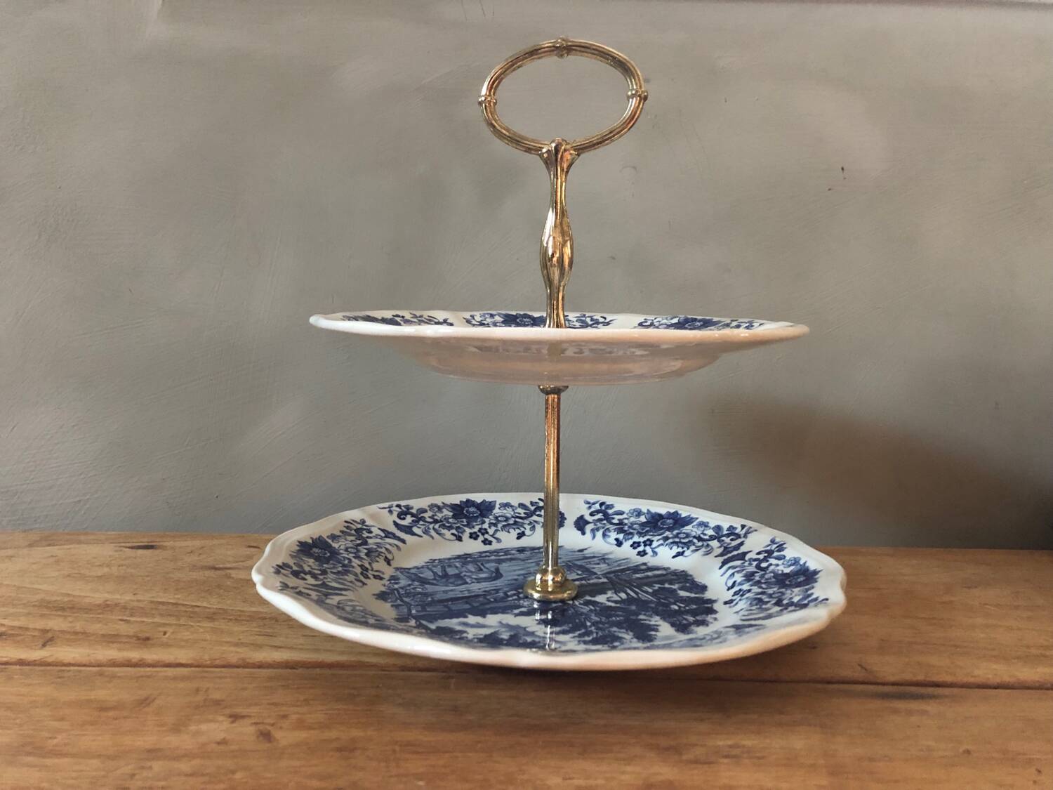 Serviteur en porcelaine Sarrguemines