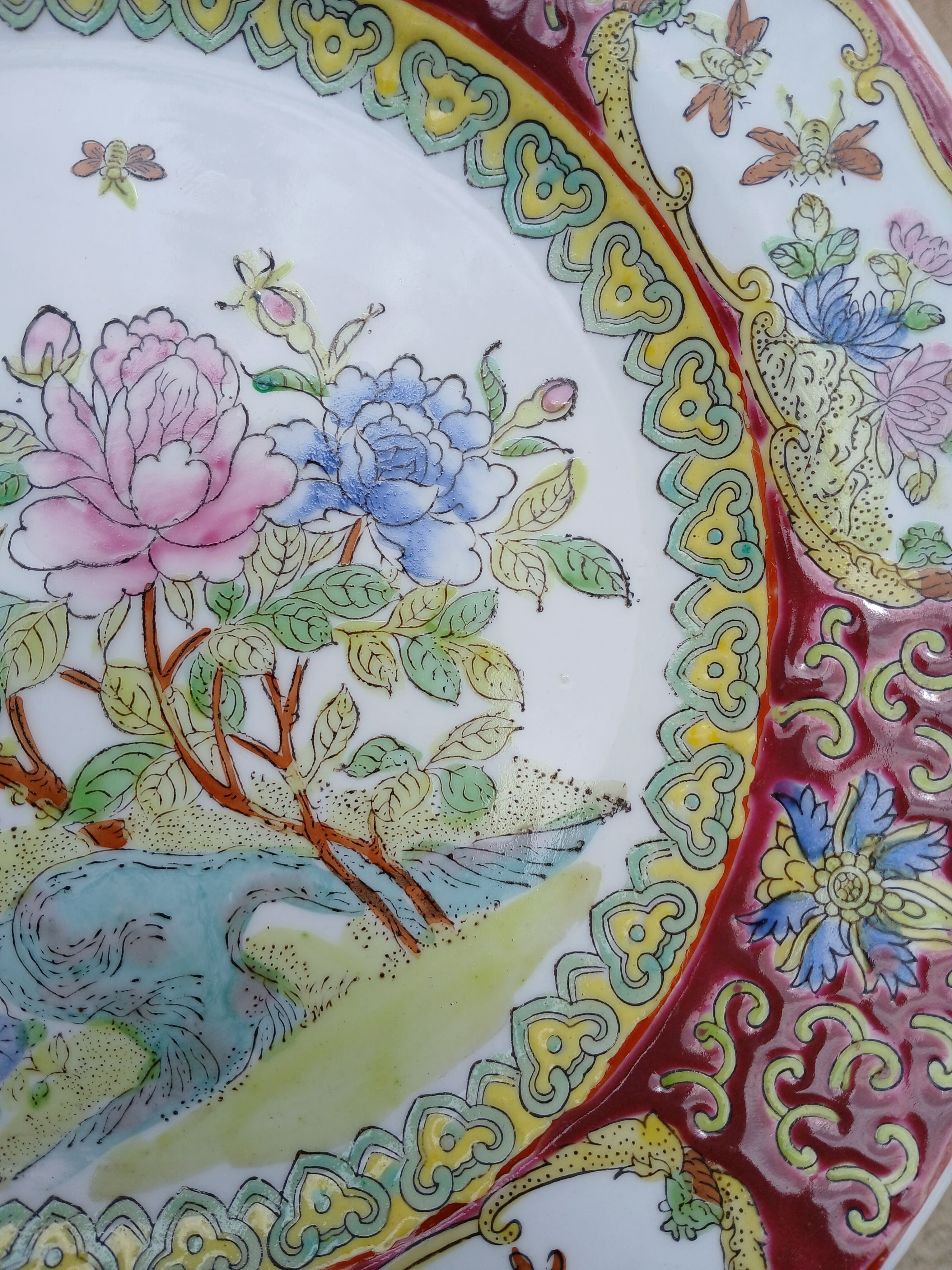 Vintage Chinese collector's plate from the 1940s.