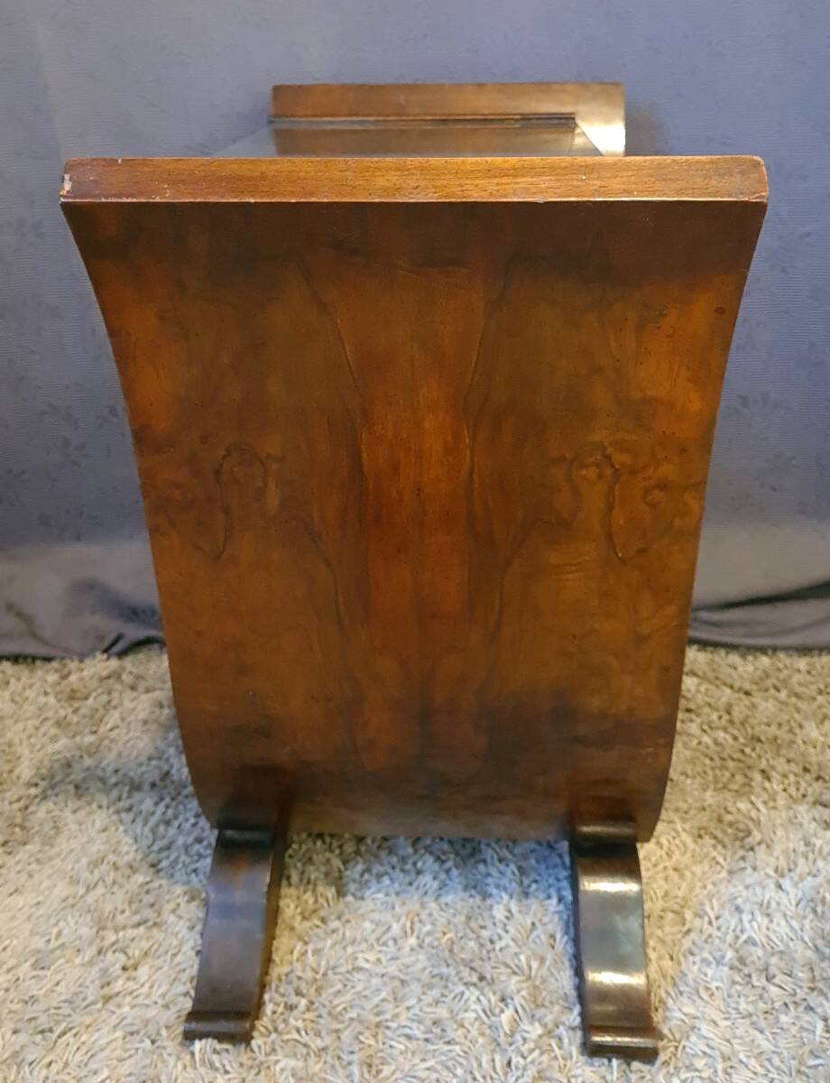 Art Deco side table