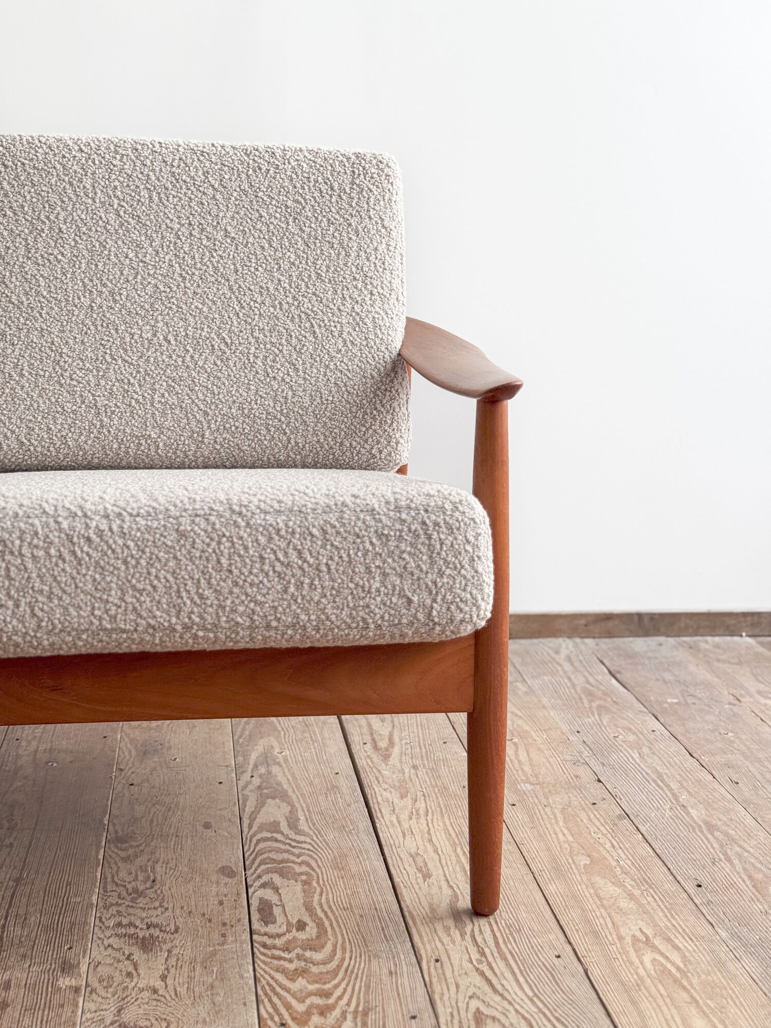 Canapé Arne Vodder modèle FD164 en teck, tissu bouclé, Danemark années 1960