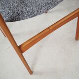 Ensemble de six chaises en teck, design danois, années 1960, production : Danemark