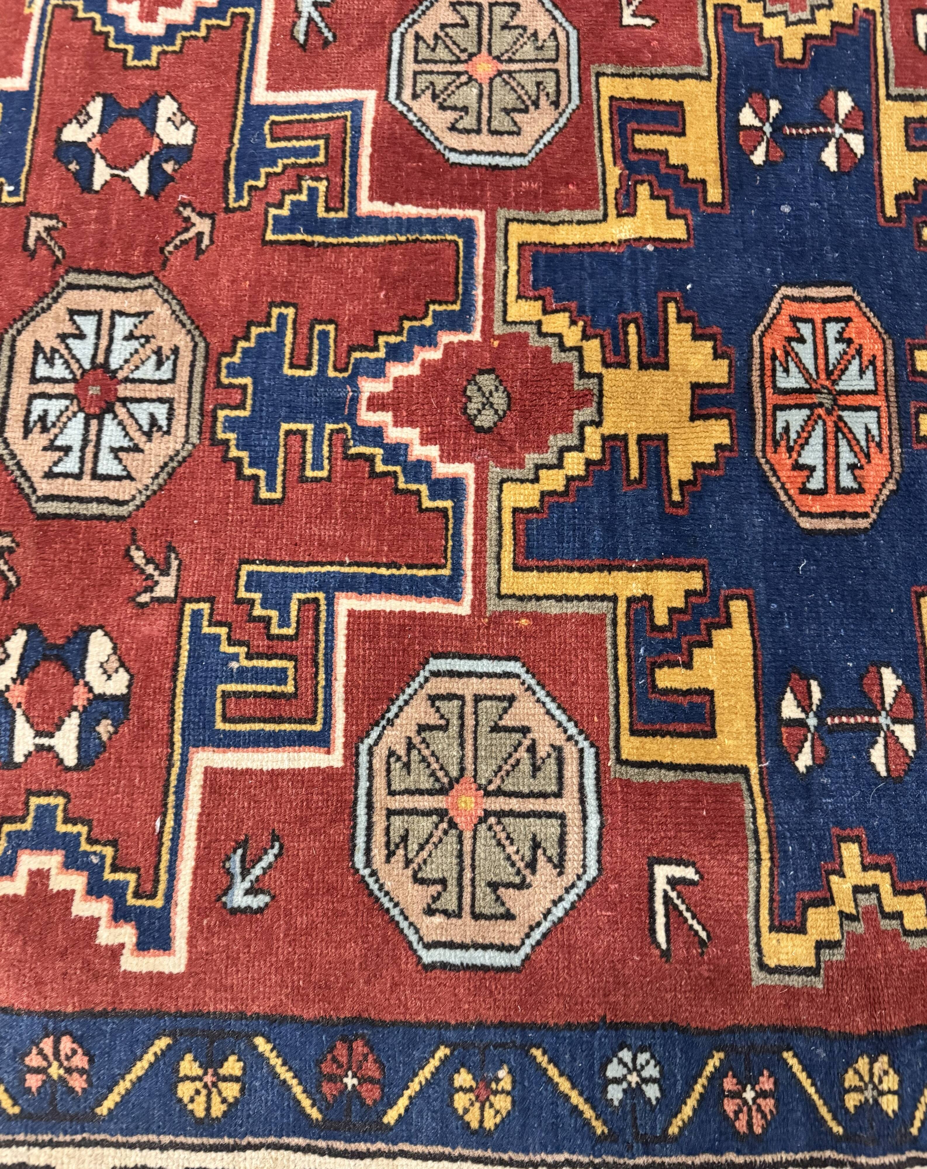 Hand-woven carpet Shirvan