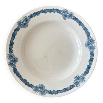 Large deep dish in ironstone Longchamp model Denise vintage blue